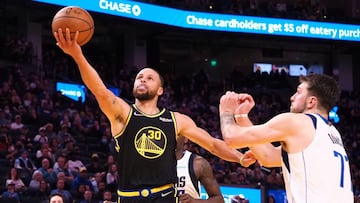 Warriors star Stephen Curry is impressive to watch even when he's just doing a pre-game warmup. Watch as he takes shot after shot without missing once.