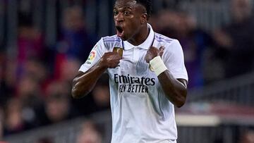 BARCELONA, SPAIN - MARCH 19: Vinicius Junior of Real Madrid reacts during the LaLiga Santander match between FC Barcelona and Real Madrid CF at Spotify Camp Nou on March 19, 2023 in Barcelona, Spain. (Photo by Alex Caparros/Getty Images)