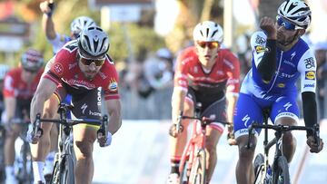 Gaviria impone su velocidad en un mano a mano con Sagan
