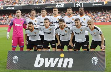 El once del Valencia ha sido el siguiente: Jaume; Wass, Garay, Paulista, Gayà; Coquelin, Kondogbia, Soler, Ferran Torres, Maxi y Gameiro.

