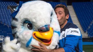 Tamudo canta los 40 con un encaje idóneo en el Espanyol