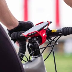 Bike Tie Pro 4: te contamos cómo es el soporte de móvil para bicicleta que permite los reconocimientos facial y táctil