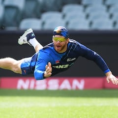 No está volando, sólo juega al cricket