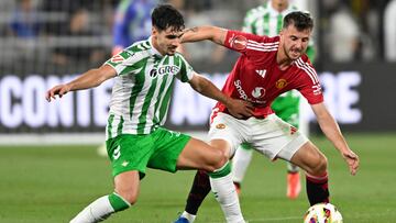 Betis rechaza la primera oferta del AC Milan por Johnny Cardoso