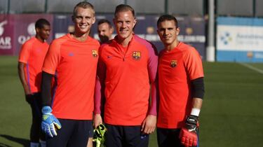 Cillessen, presentado: “Espero estar al nivel de Ter Stegen”