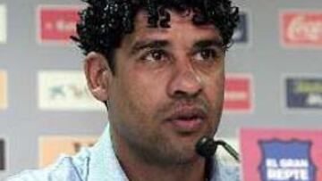 <b>EXIGENTE.</B> El entrenador del Barcelona no quiere un equipo conformista y piensa que aún puede mejorar y dar más de sí.