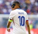 El ’10′ persigue a Mbappé