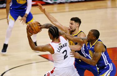 Warriors top Raptors in game 5 to stay alive in NBA Finals