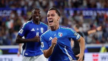 El delantero del Atlético se salió con la selección italiana con un gol y dos asistencias en la victoria ante Estonia.