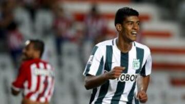 El volante celebra su gol ante Estudiantes en La Plata.