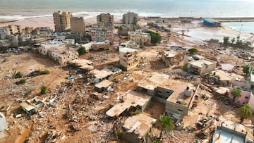 Desde la caída de Muammar el Gadafi en 2011, Libia se encuentra dividida en dos, con dos gobiernos enfrentados: un ejecutivo interino reconocido internacionalmente en Trípoli y otro que gobierna la parte oriental (zona del medicán) bajo la influencia del general Jalifa Haftar. 