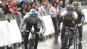 <b>DOBLETE. </b>Iván Gutiérrez y Sergi Escobar, coparon para el Illes Balears.