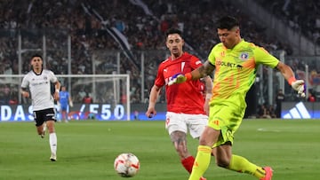 Cortés se aleja de Colo Colo y podría ir a uno de estos dos clubes