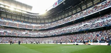 13 de junio de 2019 | El futbolista belga ilusionó al madridismo en una concurrida presentación ante 50.000 aficionados en el Bernabéu. 
