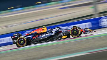 Red Bull Racing's Mexican driver Sergio Perez drives during the Qatari Formula One Grand Prix at the Lusail International Circuit in Lusail, north of Doha, on December 1, 2024. (Photo by Giuseppe CACACE / AFP)