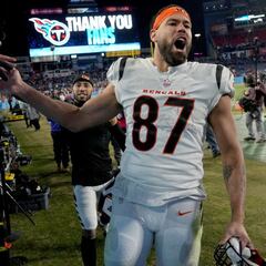 C.J. Uzomah left Cincinnati to sign with the New York Jets