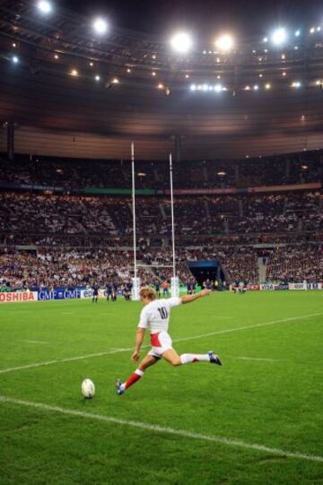 136/10/07. Semifinal de la Copa del Mundo 2007 en Par¨ªs. Francia-Inglaterra. Los Bleus cayeron eliminados por el XV de la Rosa. Jonny Wilkinson.