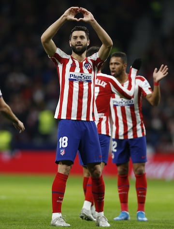 El jugador del Atlético de Madrid, Felipe, celebra el 2-1 al Levante. 

