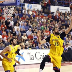El Barça supera en los minutos finales a un Manresa 'fundido'