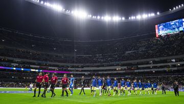 La violencia se hizo presente en el Estadio Azteca