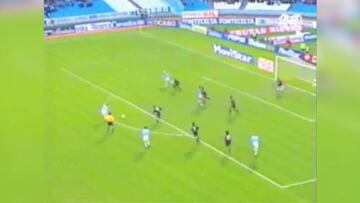 Si Celades consigue esto en el Valencia, el Madrid lo tiene difícil: su gol a los blancos en 1999