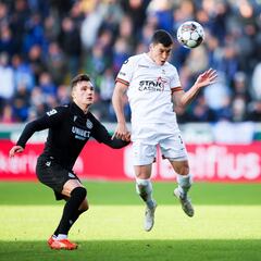 Dos zagueros ‘europeos’ para la U