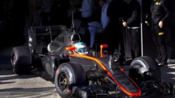 Fernando Alonso sigue con sus problemas con el McLaren Honda.