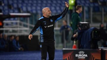 El entrenador argentino del Marsella, Jorge Sampaoli, reacciona durante el partido de fútbol del Grupo E de la UEFA Europa League entre Lazio Roma y Olympique de Marseille el 21 de octubre de 2021 en el estadio Olímpico de Roma.