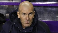 Real Madrid go top after hard fought win in Valladolid