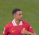 Anfield tritura a Alexander-Arnold