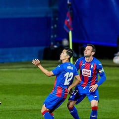 El empate no contenta ni al Eibar ni al Valencia