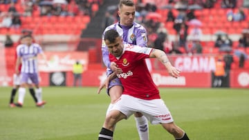 Álvaro Vázquez y Dimitrievski acercan la permanencia al Nàstic