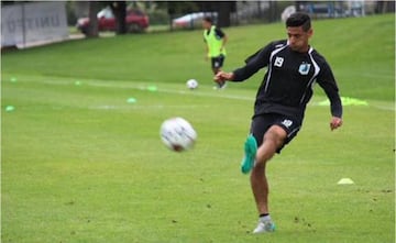 Alejandro llegó en 2015 al Minnesota United (en aquel entonces de la NASL) y solo jugó 9 partidos; Carlos llegó en 2018 al LAFC de la MLS, siendo en la actualidad uno de los futbolistas más mediáticos y rentables.