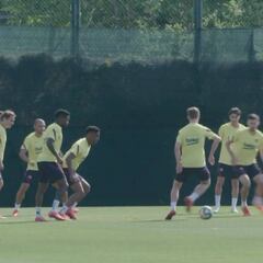 El rondo disfrutón de Frenkie de Jong: el rey del amago