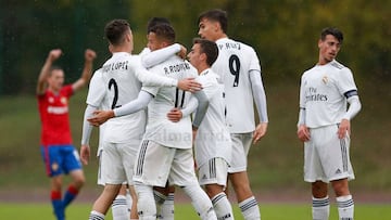 Alberto lidera con un 'hat-trick' un nuevo triunfo del Juvenil