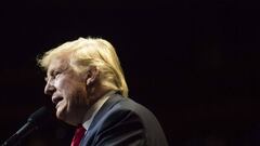 CINCINNATI, OH - OCTOBER 13: Donald Trump speaks to a crowd of attendees at U.S. Bank Arena on October 13, 2016 in Cincinnati, Ohio. Trump is campaigning in the swing state as the presidential election closes in with only 25 days until election day.   Ty Wright/Getty Images/AFP
 == FOR NEWSPAPERS, INTERNET, TELCOS &amp; TELEVISION USE ONLY ==