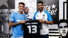 Diego Abreu e Loco Abreu. Botafogo x Cesar Vallejo pela Copa Sulamericana no Estadio Niltos Santos. 20 de Abril de 2023, Rio de Janeiro, RJ, Brasil. Foto: Vitor Silva/Botafogo. 
Imagem protegida pela Lei do Direito Autoral Nº 9.610, DE 19 DE FEVEREIRO DE 1998. Sendo proibido qualquer uso comercial, remunerado e manipulacao/alteracao da obra.
