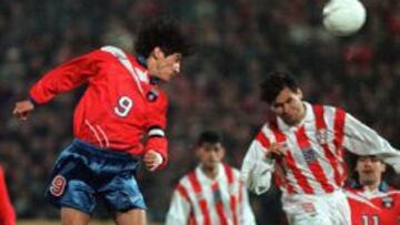 Zamorano: ¡°Es un orgullo que me comparen con Santillana¡±