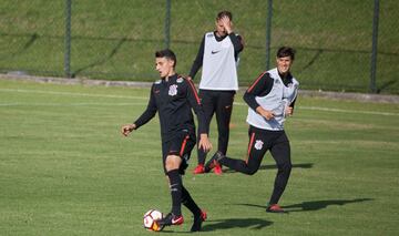 Corinthians ya se adapta a la altura de Bogotá