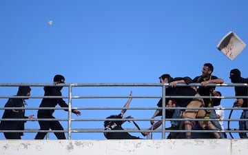 Batalla campal antes de la final de la Copa de Grecia