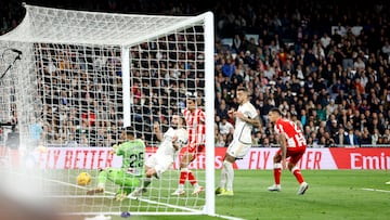 Carvajal logró así el último gol madridista en el partido ante el Almería.