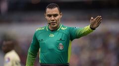 Sancionan a árbitro de Liga MX por llevar a su familia a vestidores