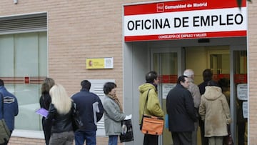 Prestaci¨®n por desempleo: ?qu¨¦ causas pueden suspender el cobro del paro y qu¨¦ se puede hacer?