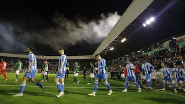 Partido Racing de Ferrol - Deportivo de La Coruña. bengalas