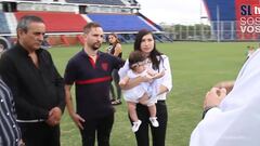 Emocionante historia de estos hinchas que bautizaron a su niña en el Pedro Bidegain