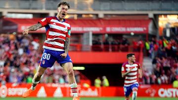 Ricard celebra el gol ante el Oviedo.