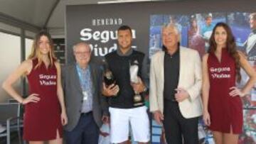 Tsonga recibió el premio Jugador 10-Trofeo Segura Viudas.
