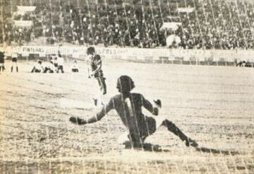 El travesa&ntilde;o nos persigue. En la final ante Uruguay, Jaime Palma pierde el primer penal de la definici&oacute;n. 3-1 ganaron los celestes.