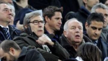 Ariedo Braida, junto a Carles Rexach, en el palco del Camp Nou.