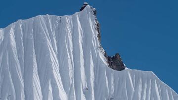 Monta&ntilde;a de Purple Mountains, pel&iacute;cula de Jeremy Jones.